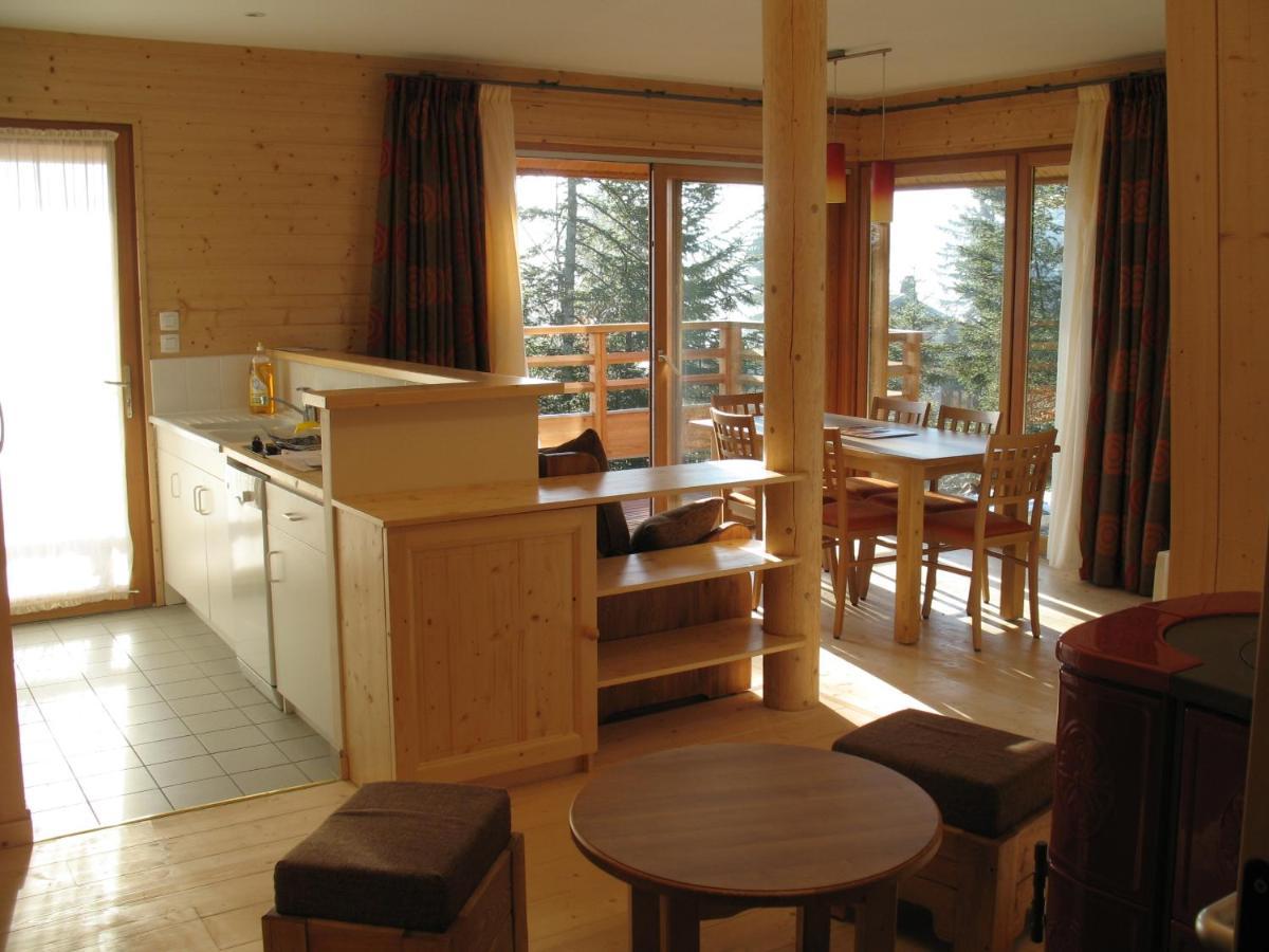 Les Loges Du Jura 4 Etoiles Apartment Nanchez Exterior photo