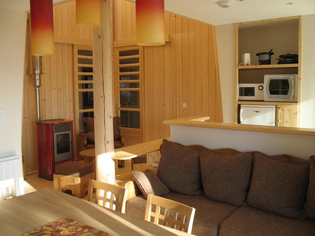 Les Loges Du Jura 4 Etoiles Apartment Nanchez Exterior photo